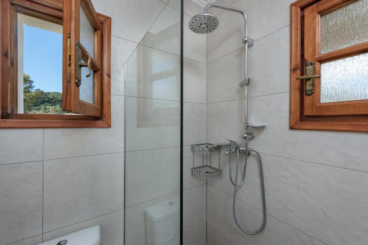 Albouro Seafront Apartments Κατελειός Εξωτερικό φωτογραφία