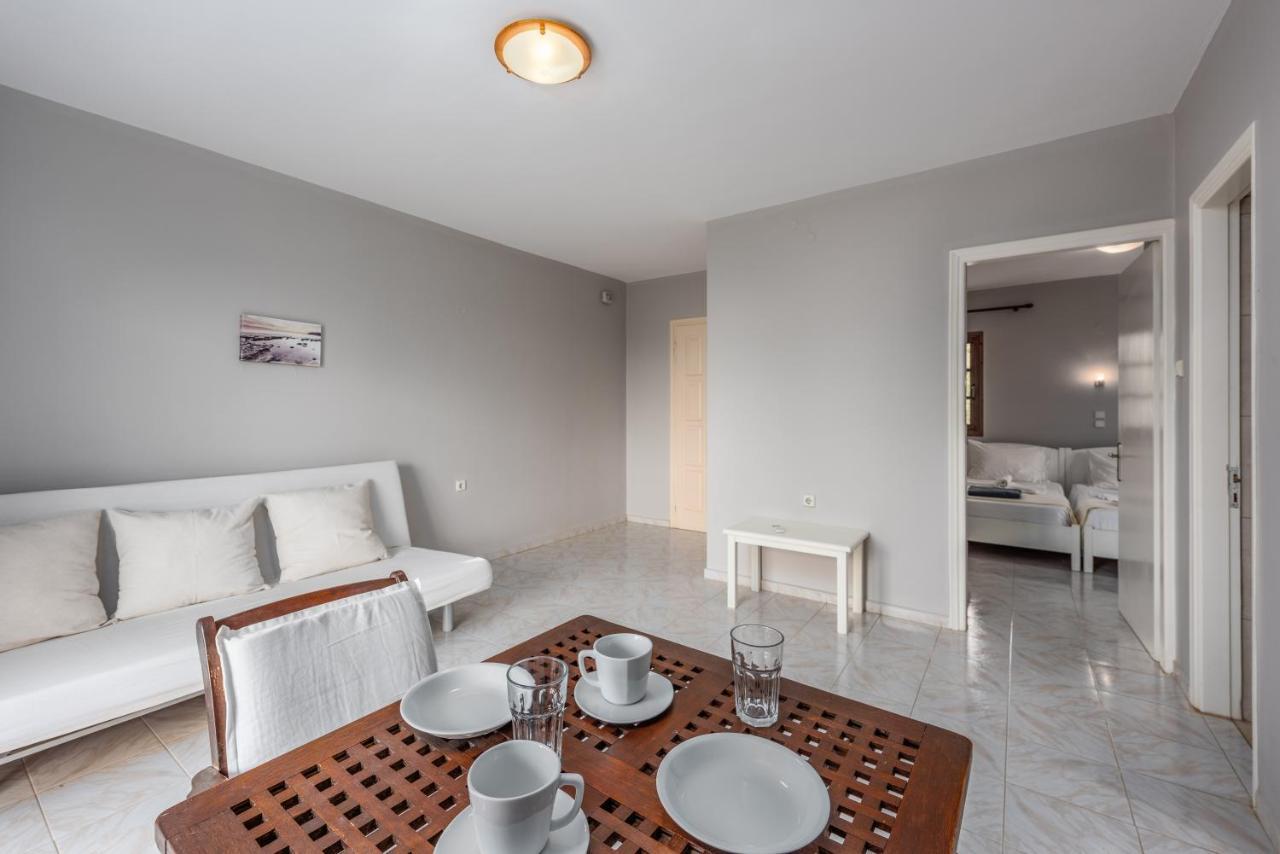 Albouro Seafront Apartments Κατελειός Εξωτερικό φωτογραφία