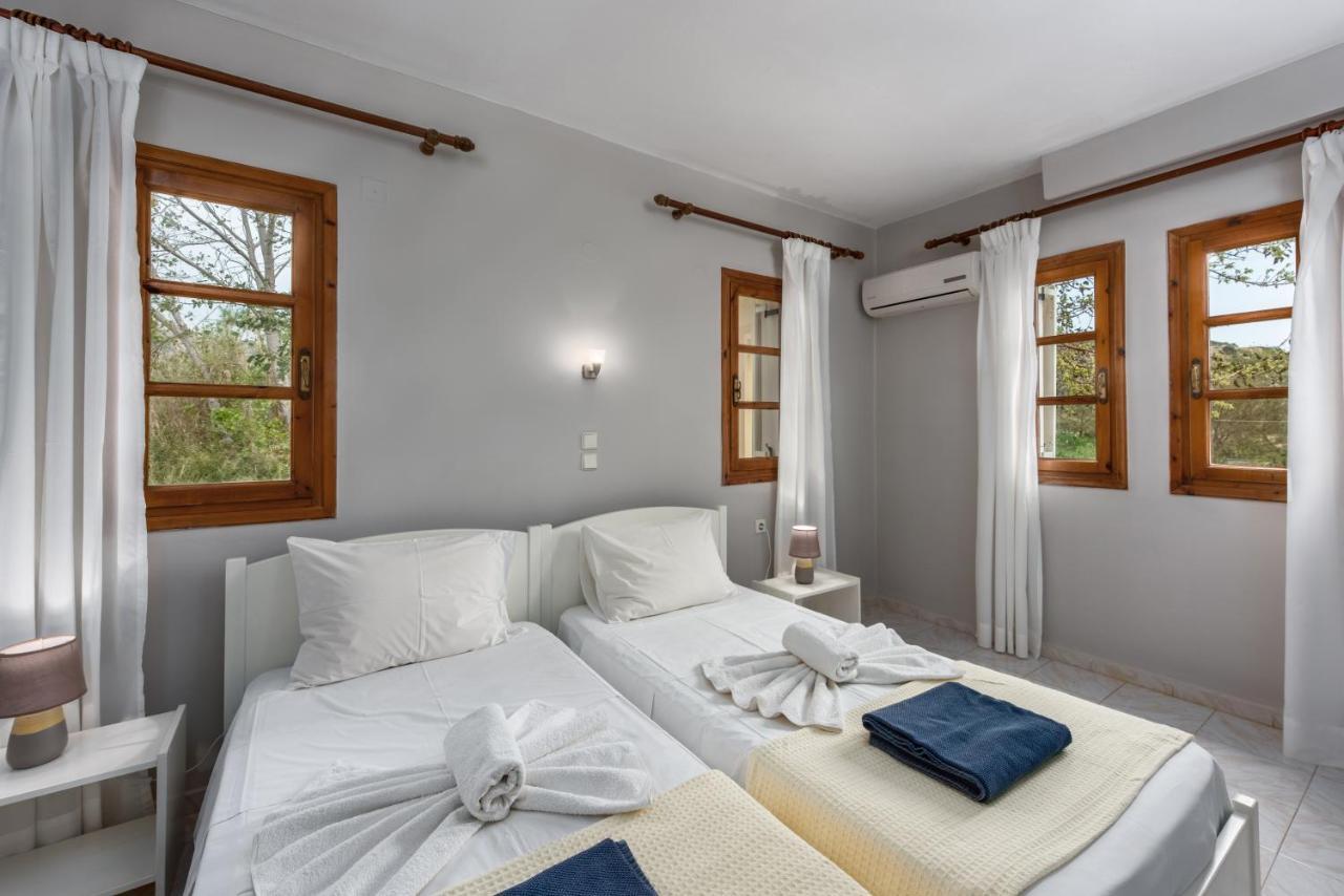 Albouro Seafront Apartments Κατελειός Εξωτερικό φωτογραφία