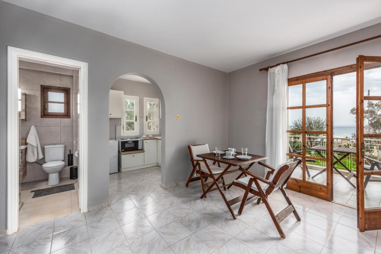 Albouro Seafront Apartments Κατελειός Εξωτερικό φωτογραφία