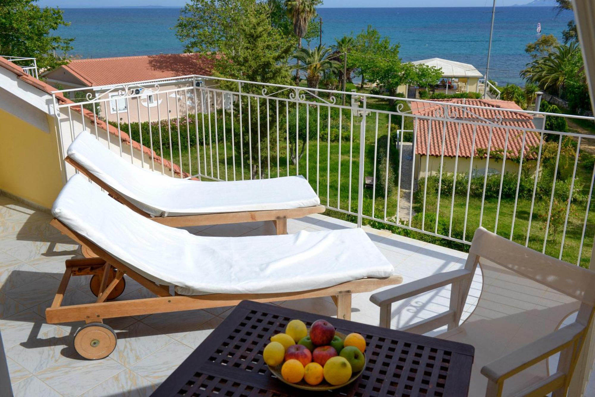 Albouro Seafront Apartments Κατελειός Εξωτερικό φωτογραφία