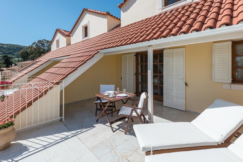 Albouro Seafront Apartments Κατελειός Εξωτερικό φωτογραφία
