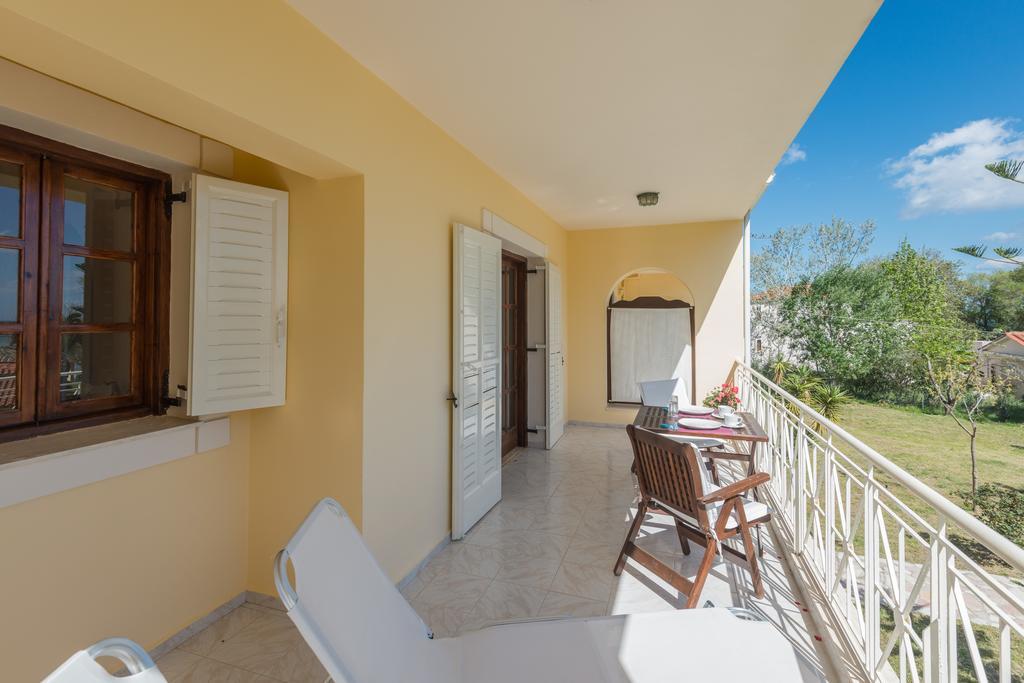Albouro Seafront Apartments Κατελειός Εξωτερικό φωτογραφία