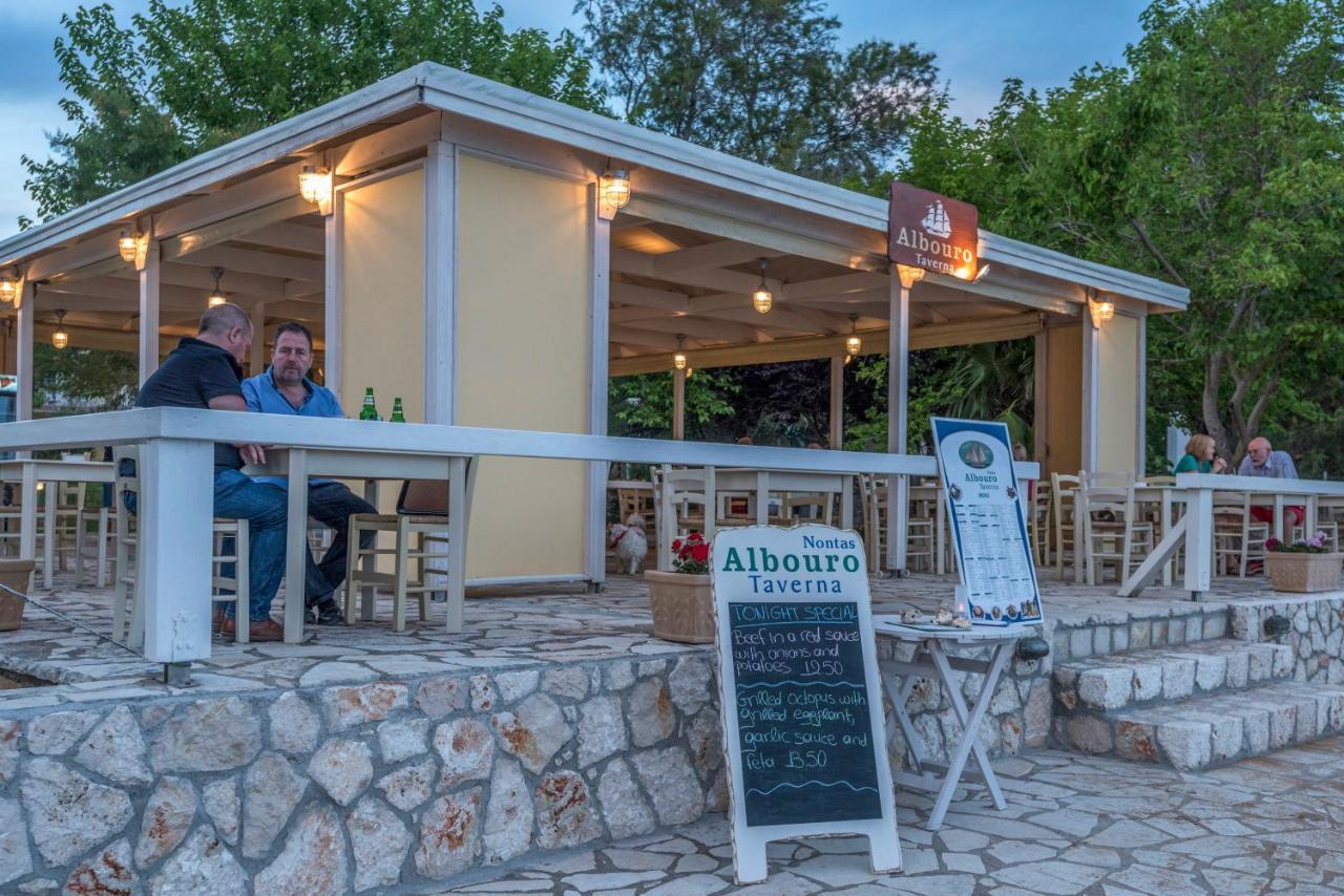 Albouro Seafront Apartments Κατελειός Εξωτερικό φωτογραφία